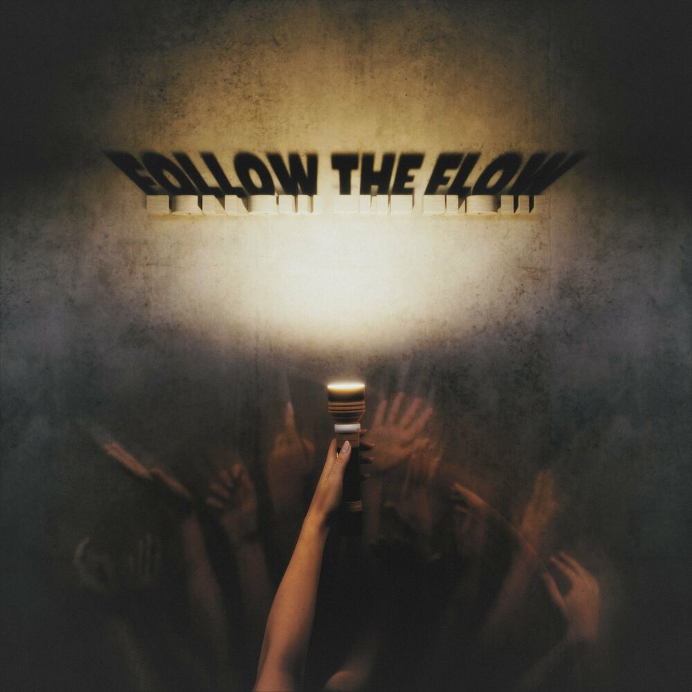 Follow The Flow: Egyedül a sötétben